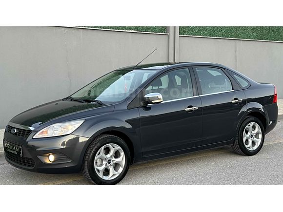 ÖZKAN"DAN 2011 FORD FOCUS 1.6TDCİ COLLECTİON EMSALSİZ TEMİZLİKTE 