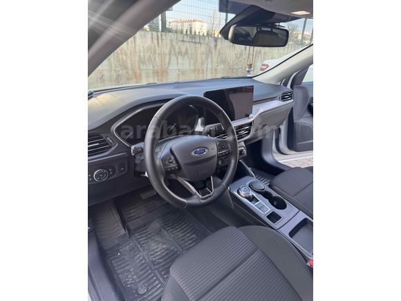 Sahibinden Ford Focus 1.5 EcoBlue Titanium Stil 2024 Model 