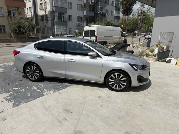 Boyasız Değişensiz Tramersiz Titanium X
