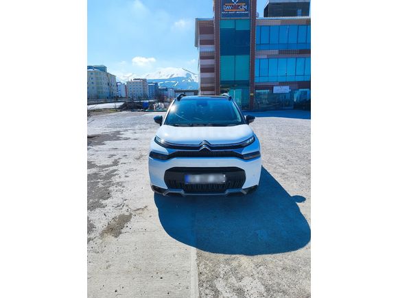 BOYASIZ, DEĞİŞENSİZ, TRAMERSİZ, DÜŞÜK KM 'Lİ AİLE ARACI