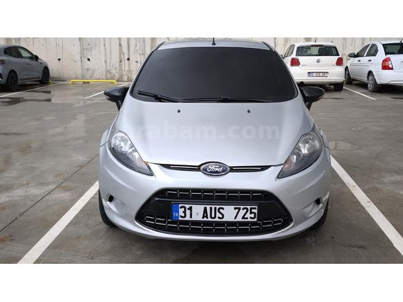 Galeriden Ford Fiesta 1.4 TDCi Trend 2012 Model Osmaniye