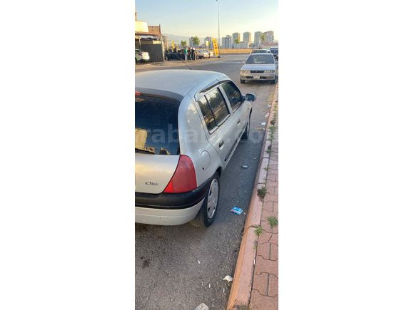 Sahibinden Renault Clio 1.4 RTA 2000 Model 