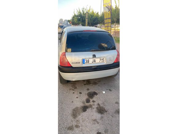Sahibinden Renault Clio 1.4 RTA 2000 Model 