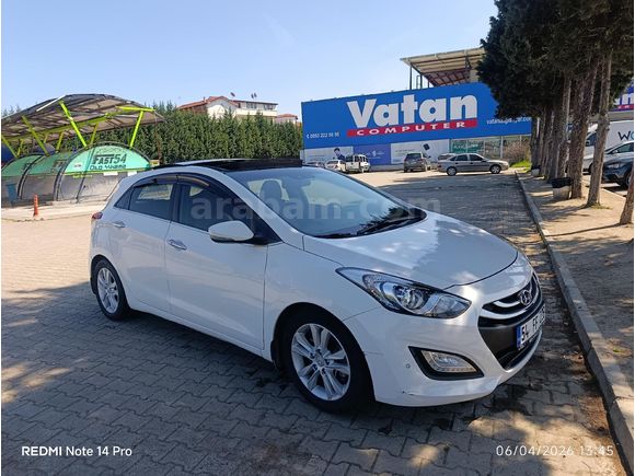 Sahibinden Hyundai i30 1.6 CRDi Elite 2013 Model  252.000 km Beyaz