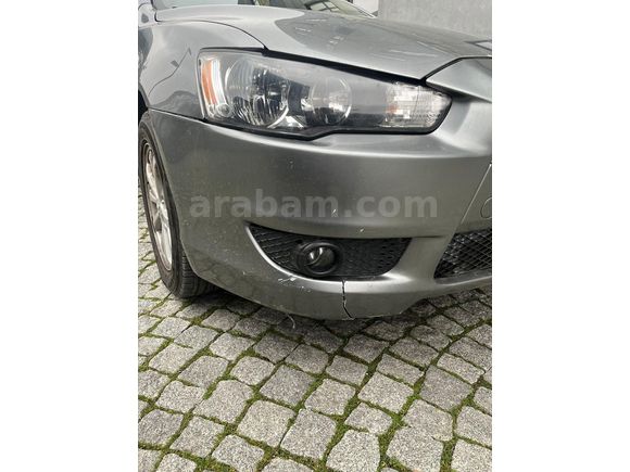 DÜŞÜK KM 2013 1.6 OTOMATİK MİTSUBİSHİ LANCER