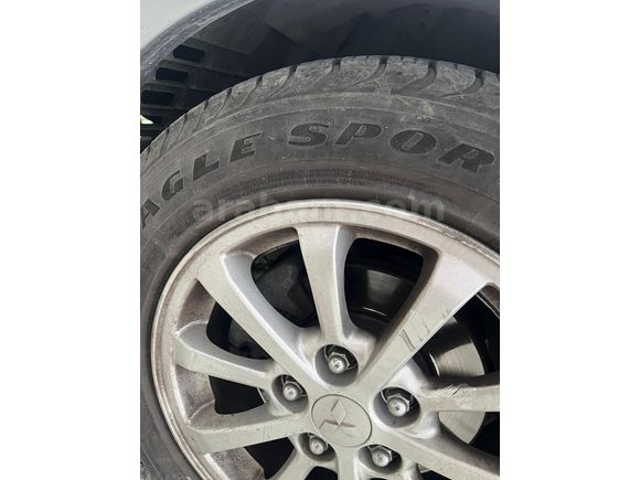 DÜŞÜK KM 2013 1.6 OTOMATİK MİTSUBİSHİ LANCER