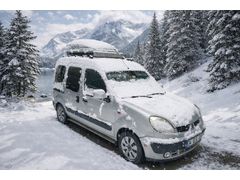 Otomobil Ruhsatlı, Klimalı, Çift Sürgü Kapılı Camper Kangoo Takas olur