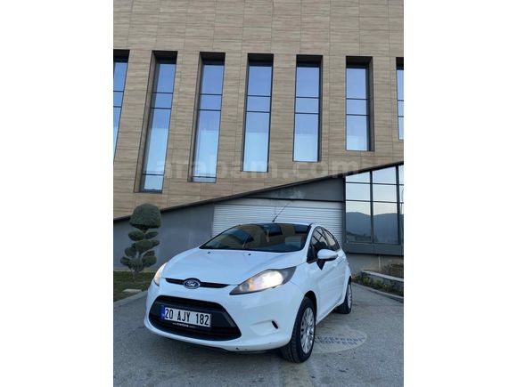 Sahibinden Ford Fiesta 1.4 TDCi Trend 2012 Model 