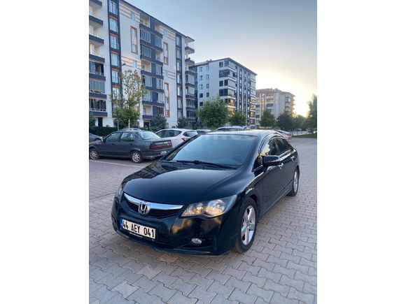 Galeriden Honda Civic 1.6i VTEC Premium 2011 Model Malatya