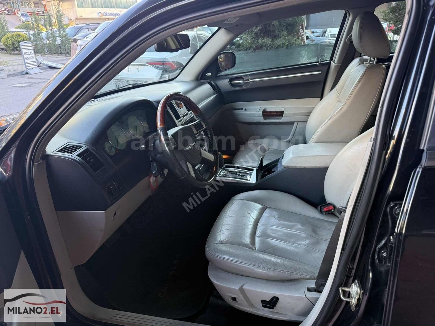 Galeriden Chrysler 300 C 3.0 CRD 2007 Model İstanbul 370.000 km Siyah 6