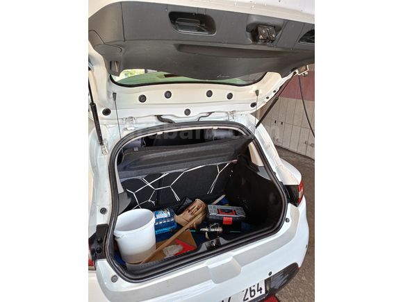 Sahibinden Renault Clio 1.2 Joy 2014 Model  122000 km Beyaz