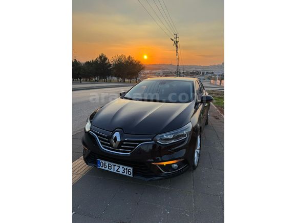 Sahibinden acil Renault Megane 1.5 Blue DCI Icon 2020 Model