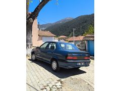 1999 model Renault 19 1.6rne Europa. Masrafsız aile aracı.