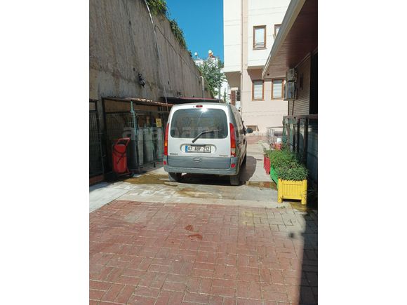 Sahibinden Renault Kangoo 1.5 dCi Expression 2010 Model