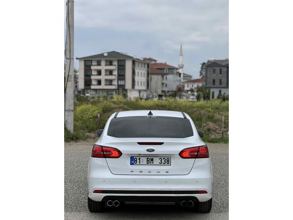 Sahibinden Ford Focus 1.6 Ti-VCT Trend X 2015 Model 