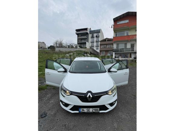 Sahibinden Renault Megane 1.5 dCi Touch 2016 Model 