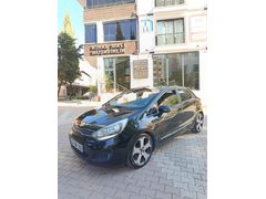 Sahibinden Kia Rio 1.4 CRDi Sporty 2013 Model  158.000 km Siyah