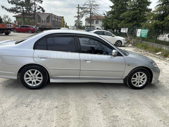 Sahibinden Honda Civic 1.6i VTEC LS 2004 Model 