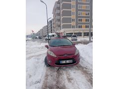 Sahibinden Ford Fiesta 1.4 Titanium 2012 Model  192.500 km Kırmızı