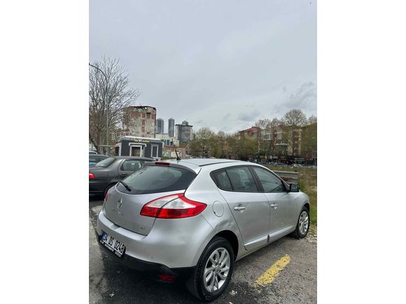 Sahibinden Renault Megane 1.5 dCi Extreme 2012 Model 