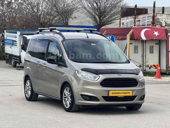 Galeriden Ford Tourneo Courier 1.6 TDCi Journey Titanium 2014 Model Van