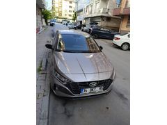 Sahibinden Hyundai i20 1.4 MPI Style 2021 Model