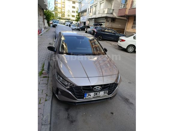 Sahibinden Hyundai i20 1.4 MPI Style 2021 Model
