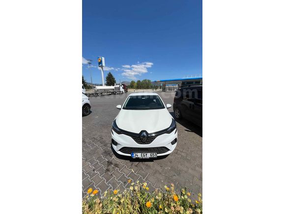 Sahibinden Renault Clio 1.0 TCe  touch
 2021 Model  64.000 km Beyaz