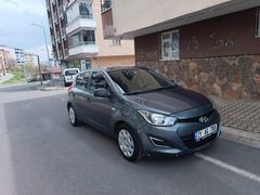 Sahibinden Hyundai i20 1.2 D-CVVT Jump 2014 Model  155.000 km Füme