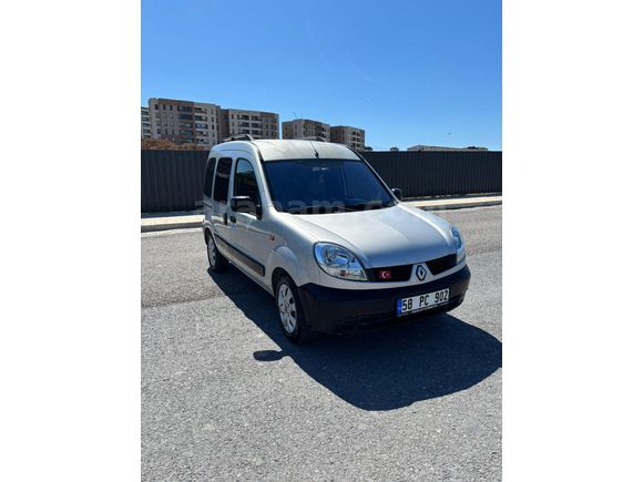 acil satılık düşük km de kangoo