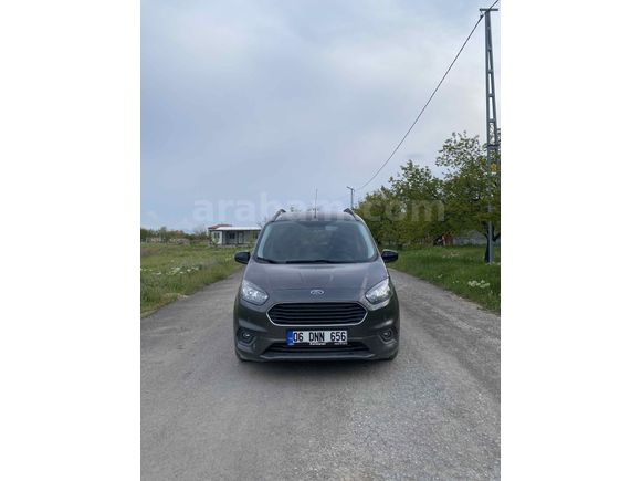 Sahibinden Ford Tourneo Courier 1.5 TDCi Titanium Plus 2023 Model 