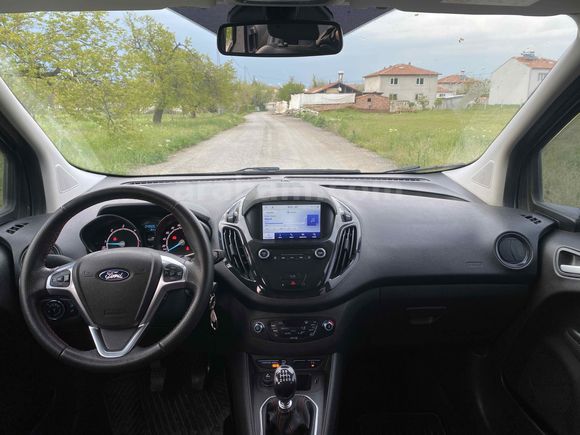 Sahibinden Ford Tourneo Courier 1.5 TDCi Titanium Plus 2023 Model 