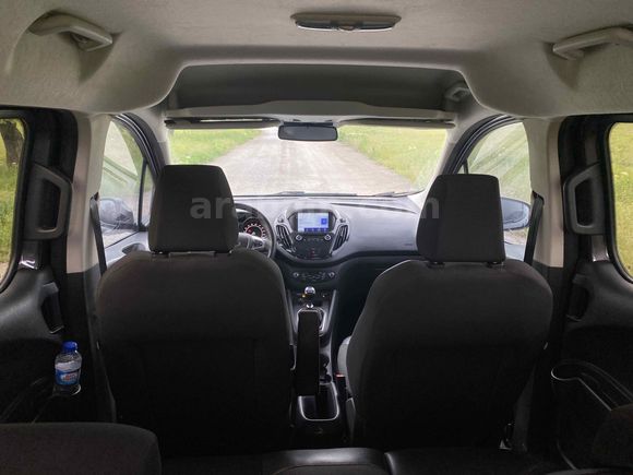 Sahibinden Ford Tourneo Courier 1.5 TDCi Titanium Plus 2023 Model 