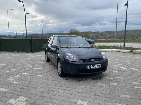 Sahibinden Ford Fiesta 1.6 Comfort 2007 Model 
