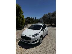 YAZ AYLARINA ARABASIZ GİRMEYİN - İLK SAHİBİNDEN Ford Fiesta 1.5 TDCi Titanium 2015 Model İzmir 72.000 km Beyaz