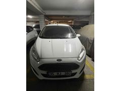 



İLK SAHİBİNDEN Ford Fiesta 1.5 TDCi Titanium 2015 Model İzmir 72.000 km Beyaz