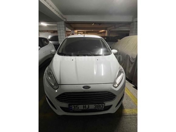 



İLK SAHİBİNDEN Ford Fiesta 1.5 TDCi Titanium 2015 Model İzmir 72.000 km Beyaz