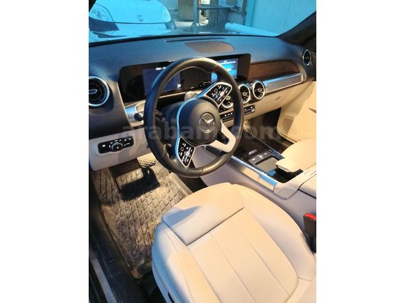 Sahibinden Mercedes - Benz GLB 200 Progressive 2020 Model  95.000 km Siyah