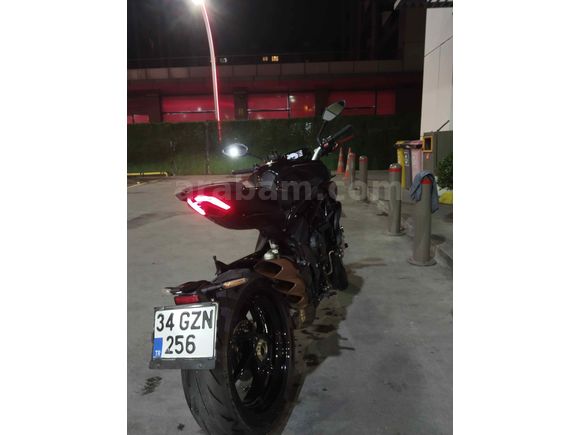 Sahibinden MV Agusta Brutale 800 R İstanbul