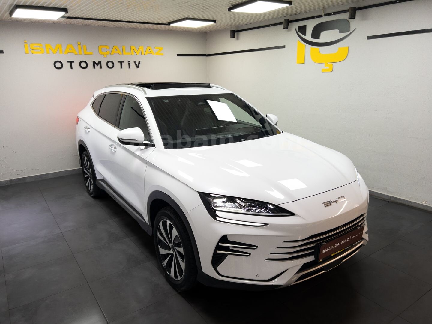 Galeriden BYD Seal U DM-i 1.5 Phev 2024 Model İzmir 36.000 km Beyaz 1