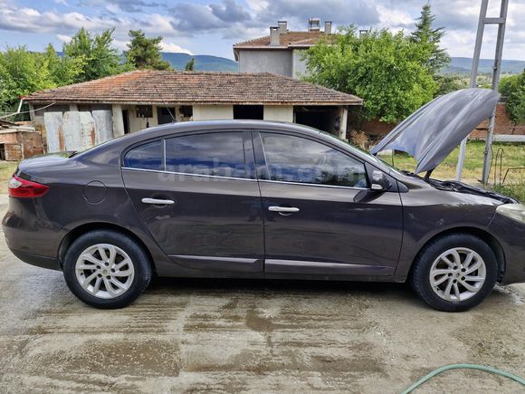 Sahibinden Renault Fluence 1.6 Touch 2013 Model