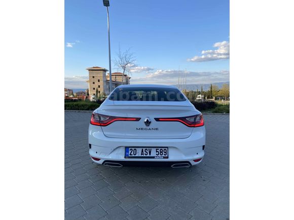 Sahibinden Renault Megane 1.3 TCe Joy 2021 Model 