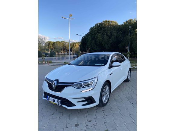 Sahibinden Renault Megane 1.3 TCe Joy 2021 Model 