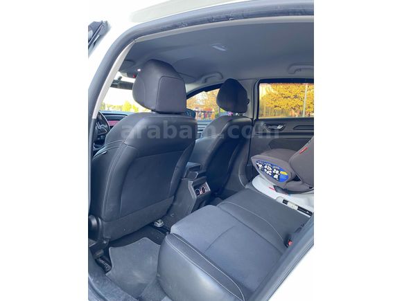 Sahibinden Renault Megane 1.3 TCe Joy 2021 Model 