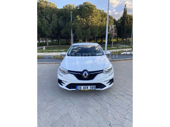 Sahibinden Renault Megane 1.3 TCe Joy 2021 Model 