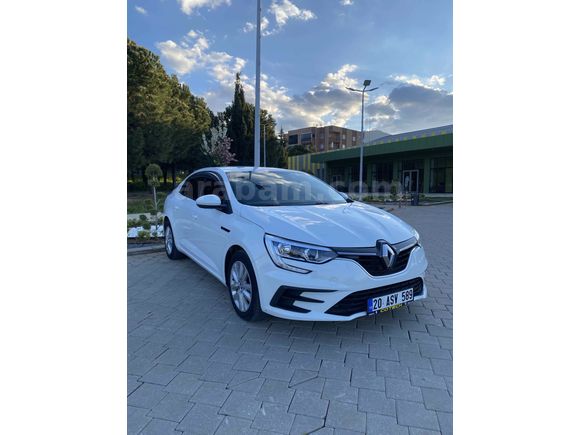 Sahibinden Renault Megane 1.3 TCe Joy 2021 Model 