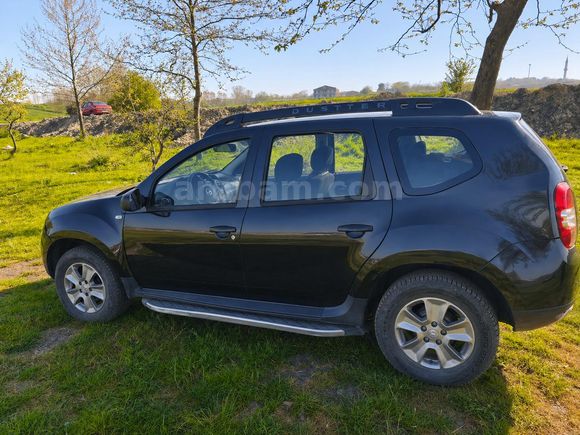 Sahibinden Dacia Duster 1.5 dCi Laureate 2014 Model  135.000 km Siyah