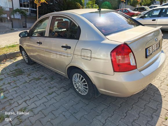 Sahibinden Hyundai Accent Era 1.5 CRDi-VGT Team 2011 Model Bursa 240.000 km şampanya