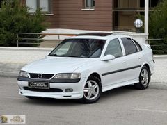 ÖZGÜL'den DEĞİŞENSIZ DERİ KOLTUK SUNROOF KOLTUK ISITMA 12 TAKSİT