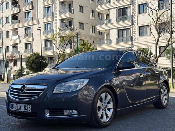 KUSURSUZ TEMİZLİKTE BAKIMLI 2009 MODEL INSİGNİA 2.0 CDTI COSMO